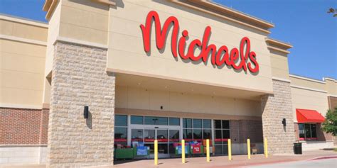 Michaels pay - Select locations are now offering same-day delivery. Same-day delivery orders are charged a flat delivery fee based on the order value and are delivered same day if ordered by 2:00pm. Orders after 2:00pm will be delivered the following day. Only items selected as same-day delivery count toward the “spend” thresholds of the same-day delivery ... 